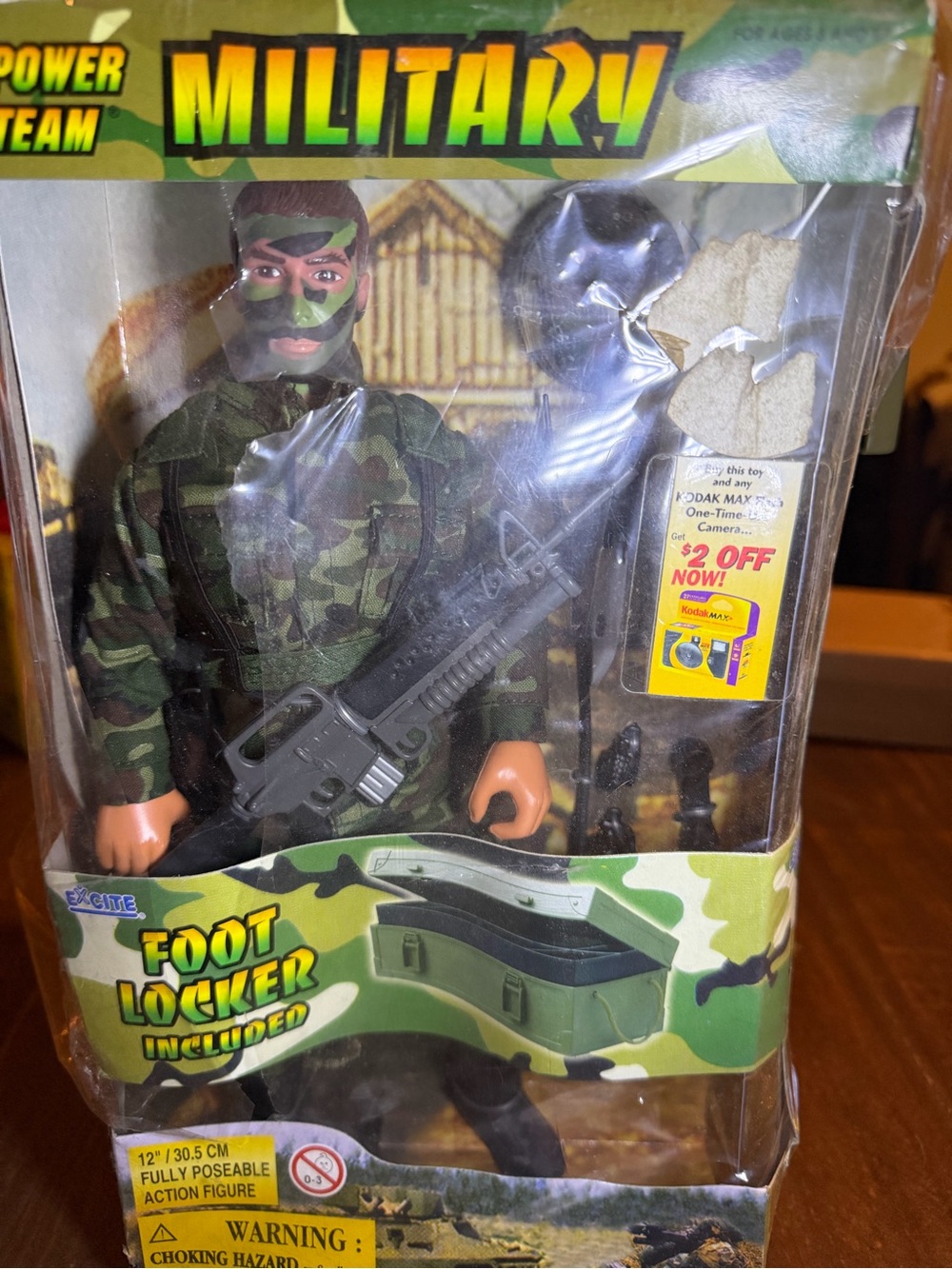 Military Camouflage Action Figure with Accessories & Bonus Foot Locker